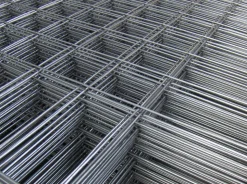 De Hoop Pekso Aardmat Verzinkt 50mm ø2mm 2x1m