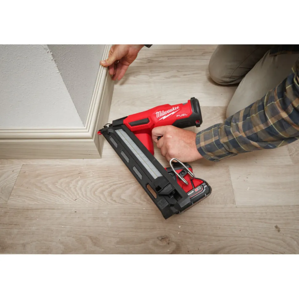 Milwaukee Accu Afwerktacker M18 FN15GA-0X